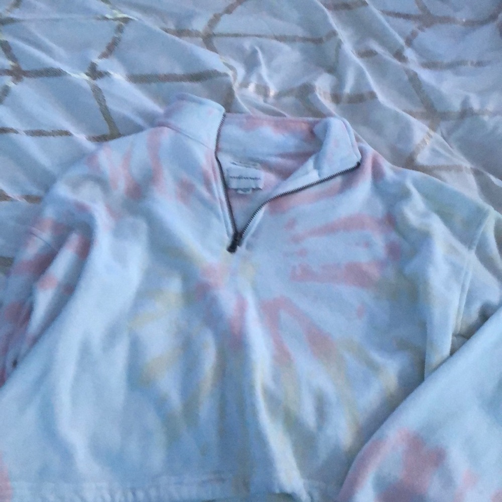 cropped tie dye hoodie